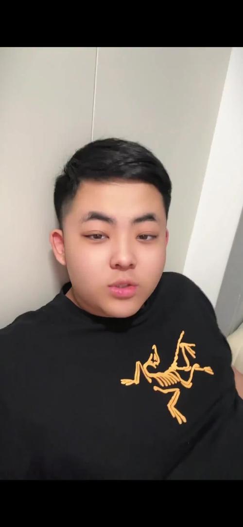 网络人物志第24期——看海老师，一马扣搜！